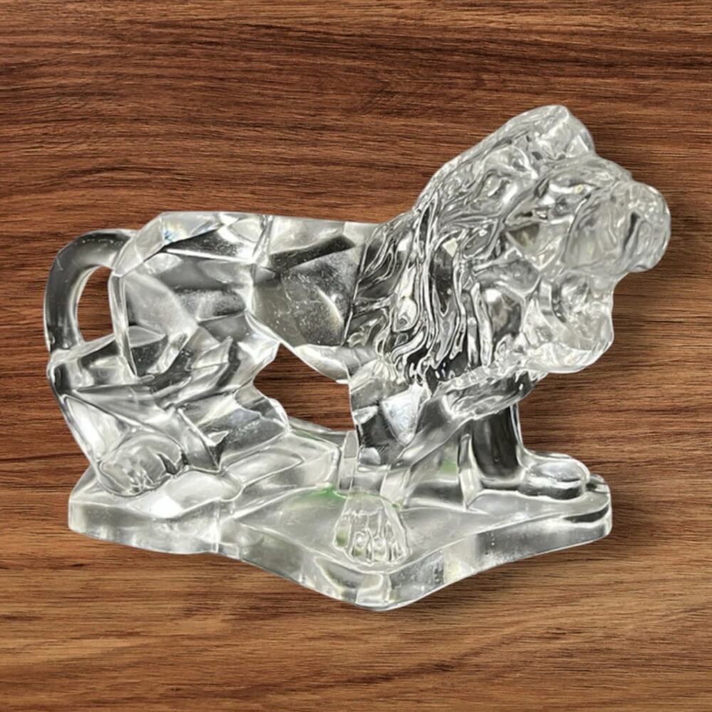 Vintage Kristalcolor Italy Crystal Glass Lion Paper Weight Figurine Decor